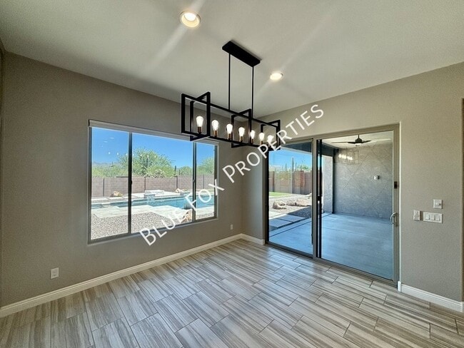 Building Photo - 11583 N Big Star Trail