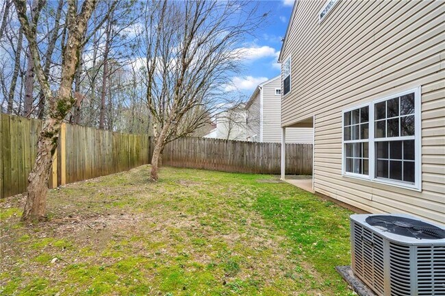 Building Photo - 225 Osmanthus Way