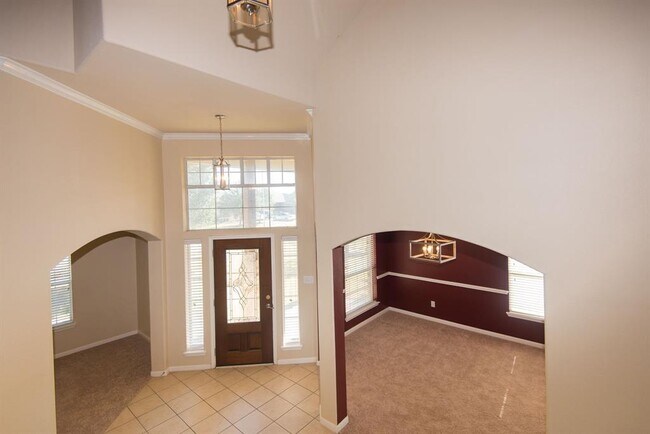 Building Photo - 8603 E Windhaven Terrace Trail