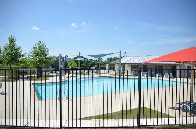 Building Photo - 12105 Harpster Bend