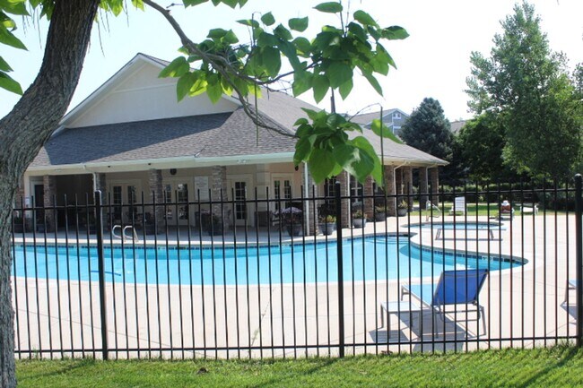 Building Photo - Spacious Condo in Littleton!