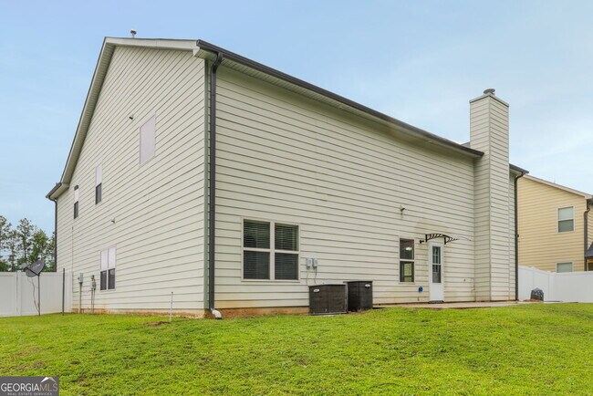 Building Photo - 168 Summer Grove Ln