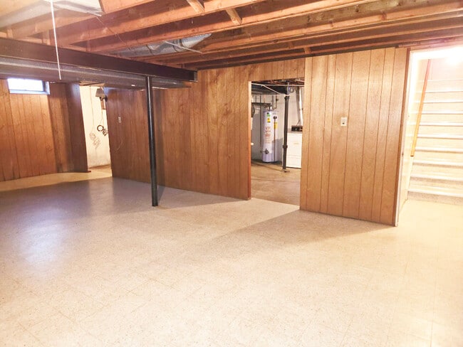 Building Photo - 28606 Denise St