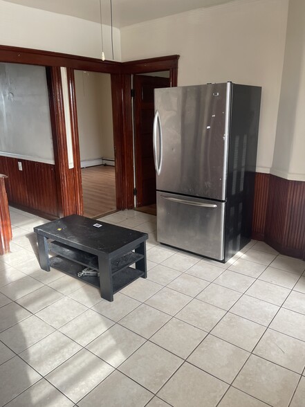 Building Photo - 5 Cornish St