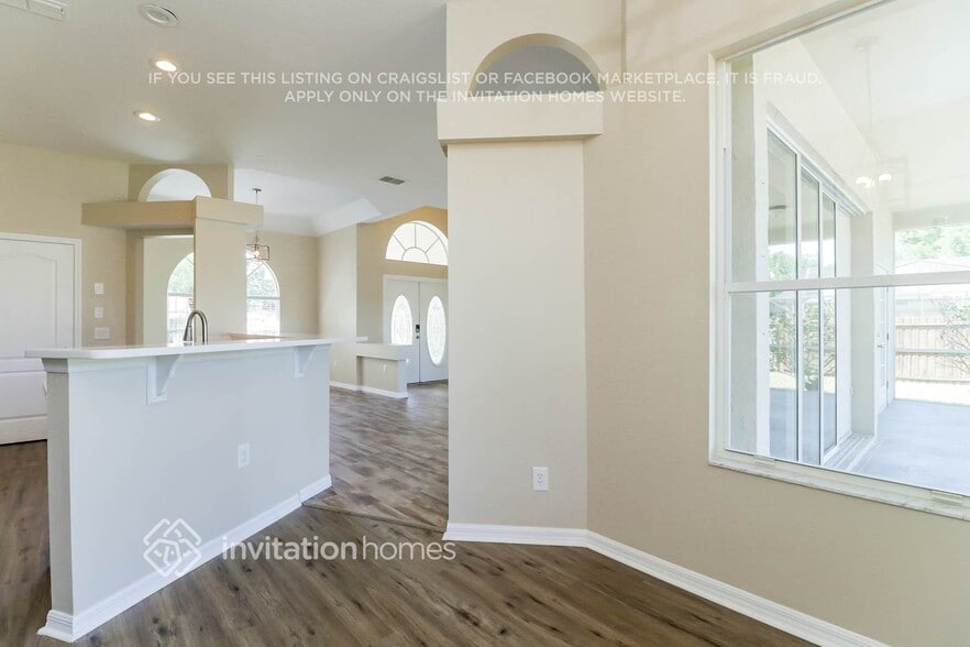 Building Photo - 4924 Canterbury Dr