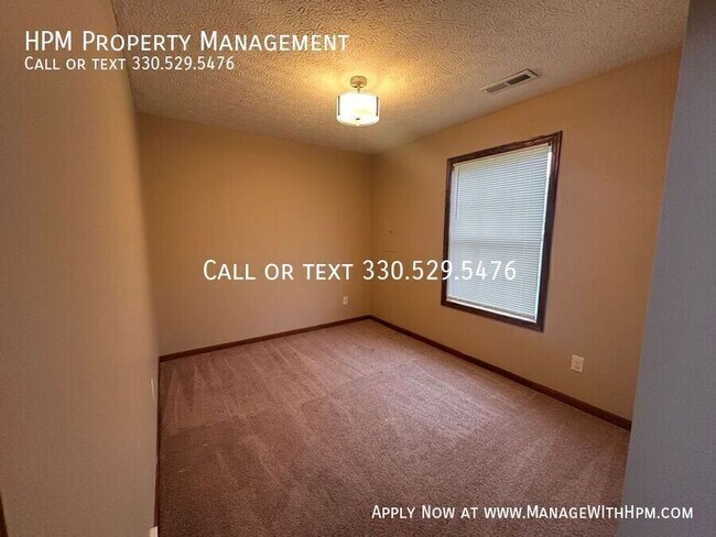 Building Photo - 2507 Zircon St NE