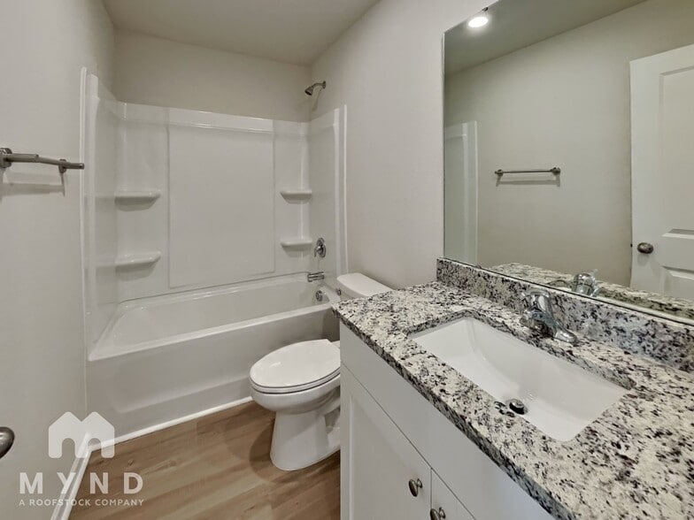 Building Photo - 386 Ivy Bank Dr