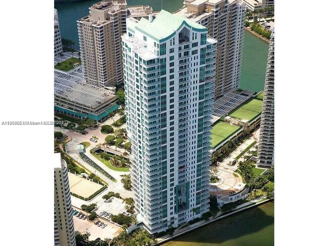 Building Photo - 900 Brickell Key Blvd