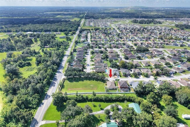 Building Photo - 1900 Wind Meadows Dr