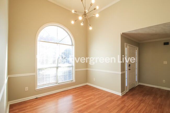 Building Photo - 365 Wynbrook Dr