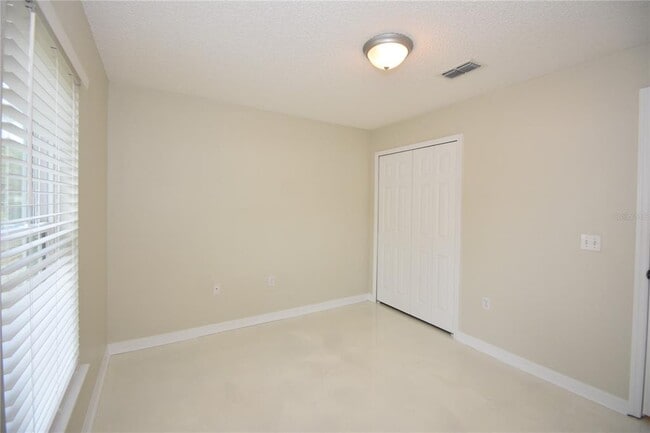 Building Photo - 31 Slumber Path