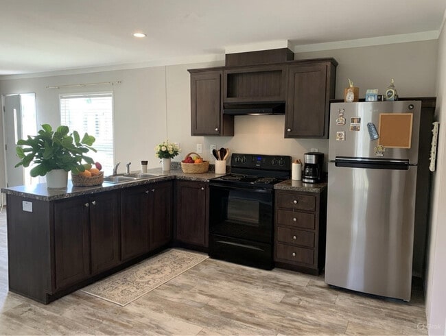 Building Photo - 4816 US-441