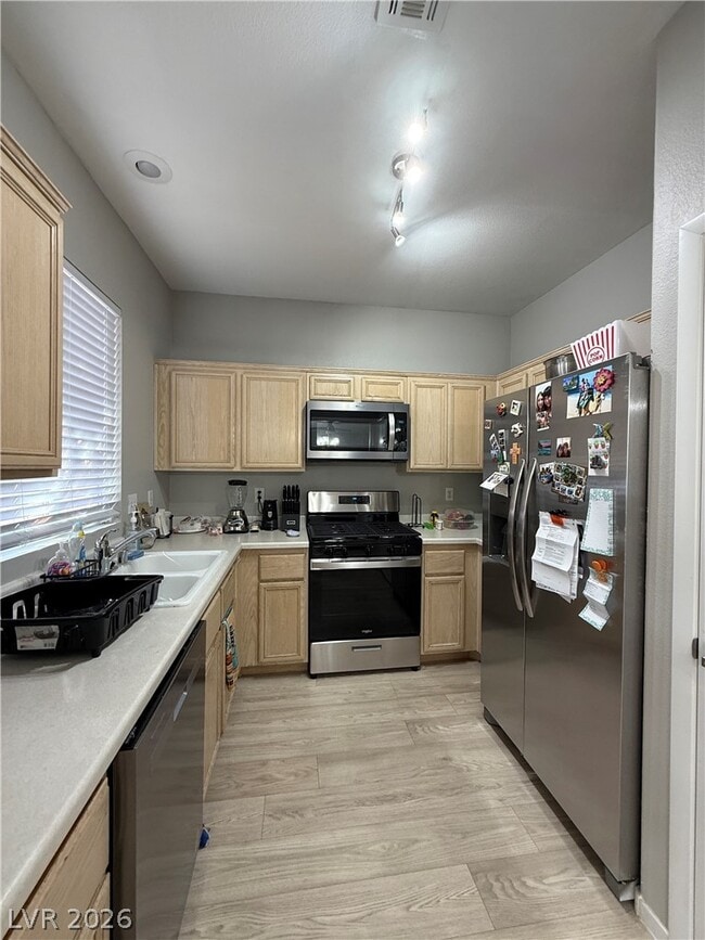 Building Photo - 1477 Summer Glow Ave