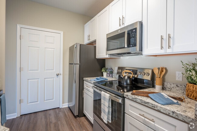 Interior Photo - Greenfield Crossing