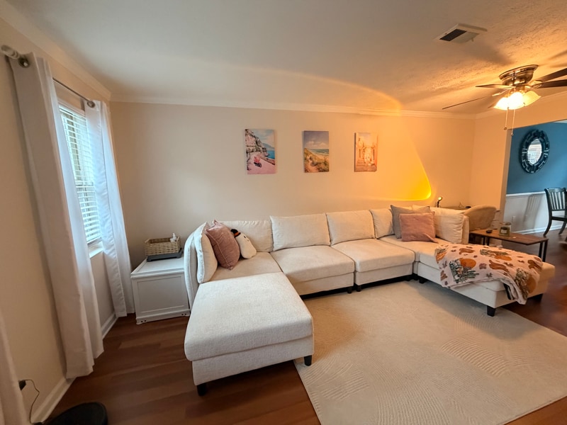 Building Photo - 245 Winding River Dr