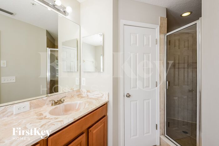 Building Photo - 9576 Silver Buttonwood St