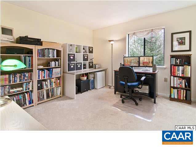 Building Photo - 1698 Royal Oak Ct