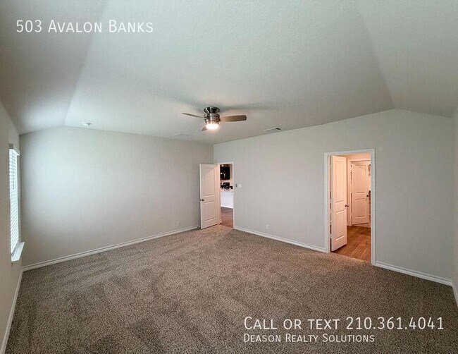 Building Photo - 503 Avalon