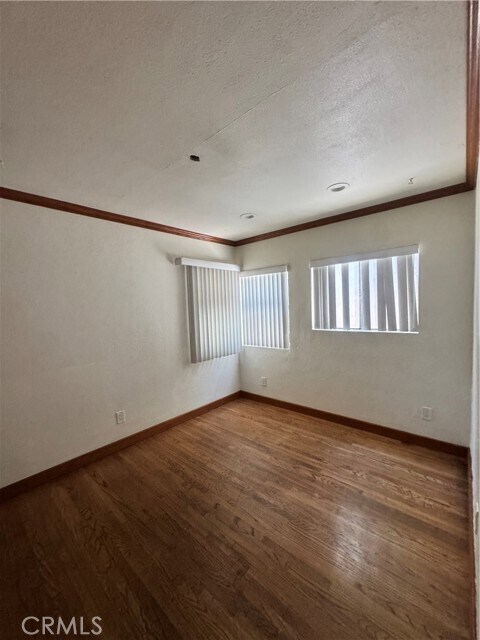 Building Photo - 3533 W 116th St