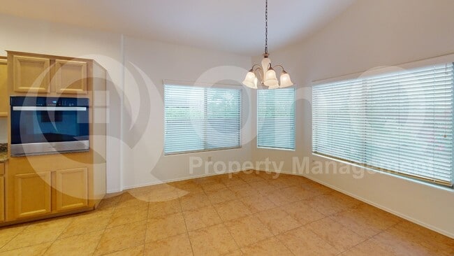 Building Photo - 11874 N Verismo Dr