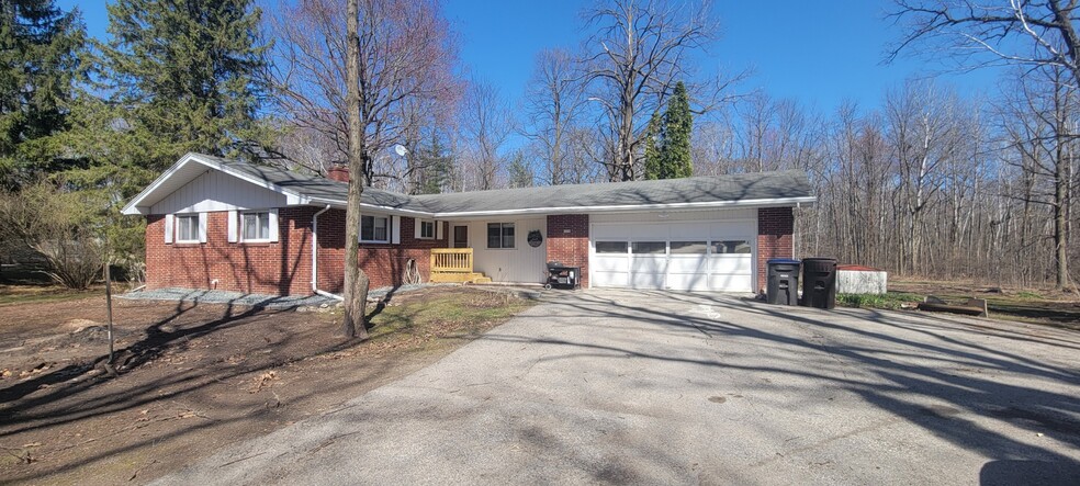 Primary Photo - 5288 County Line Rd