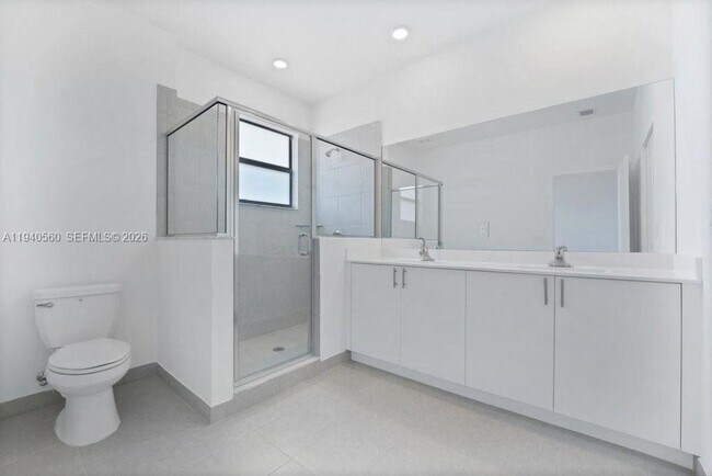 Building Photo - 11926 SW 247th Ter