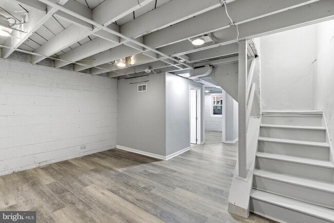 Building Photo - 849 Loalan Ave