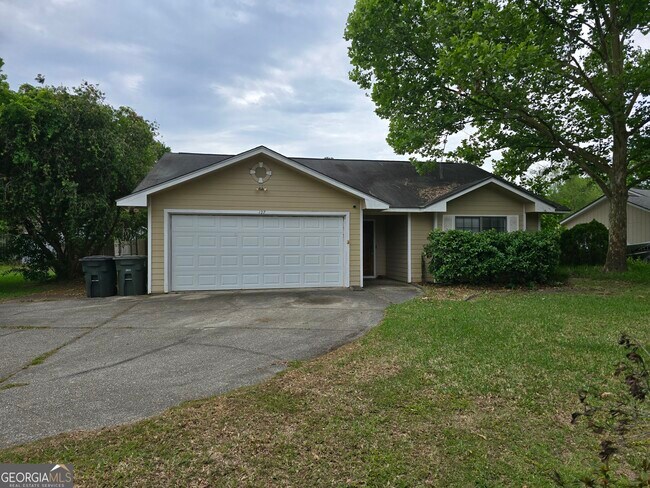 Building Photo - 127 Summerfield Dr