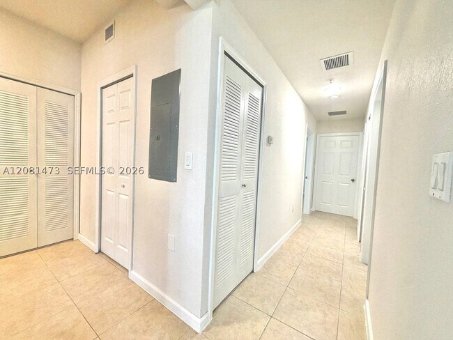 Building Photo - 3429 W 80th St