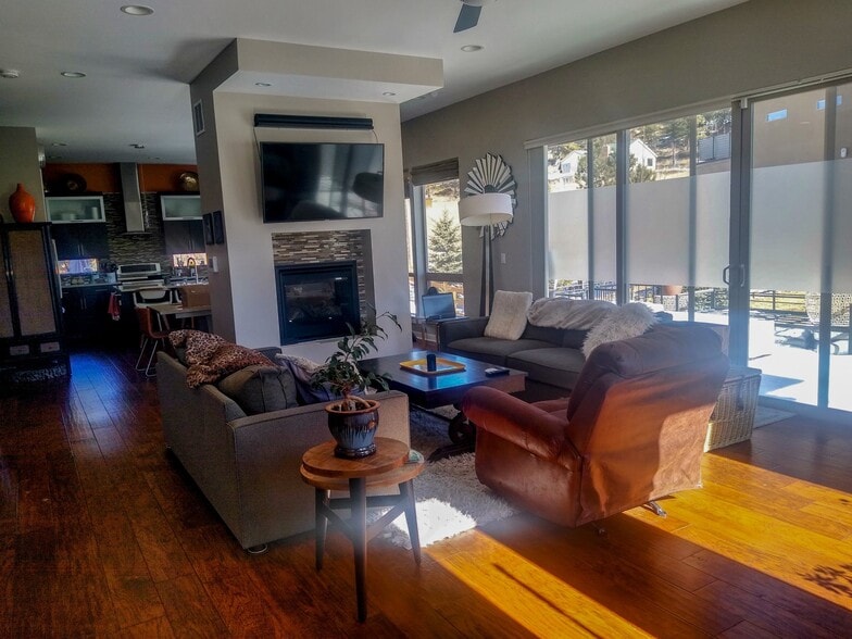 Building Photo - 28665 Tepees Way