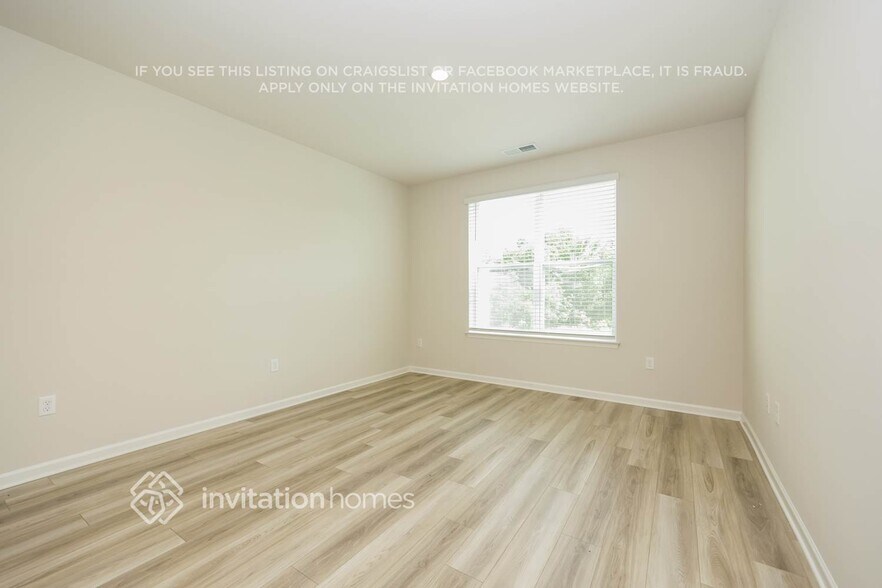 Building Photo - 1010 Legacy Ct
