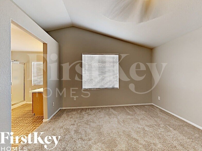 Building Photo - 7323 E Navarro Ave