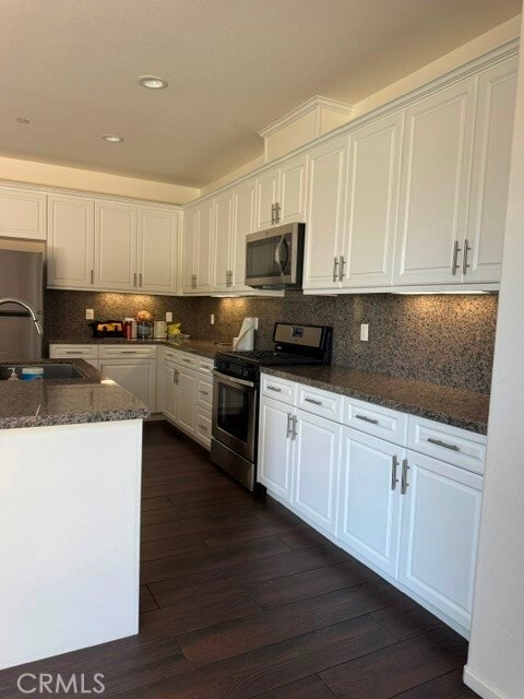 Building Photo - 3210 E Yountville Dr