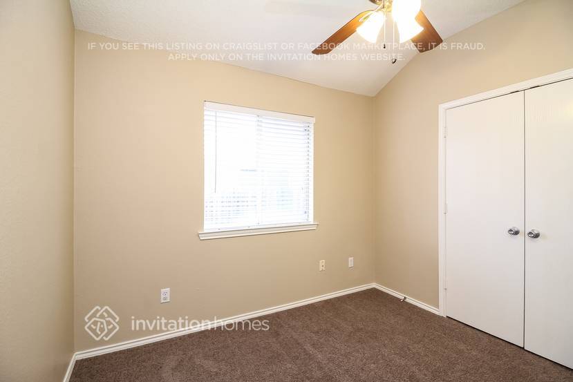 Building Photo - 2076 Rushmore Ct