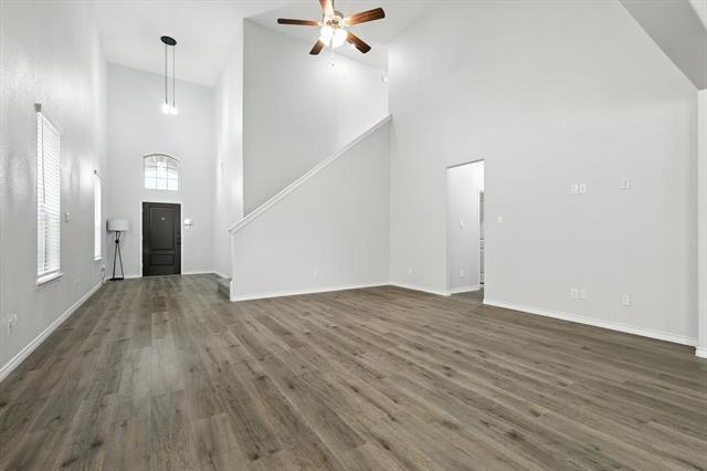 Building Photo - 2021 Deya Dr