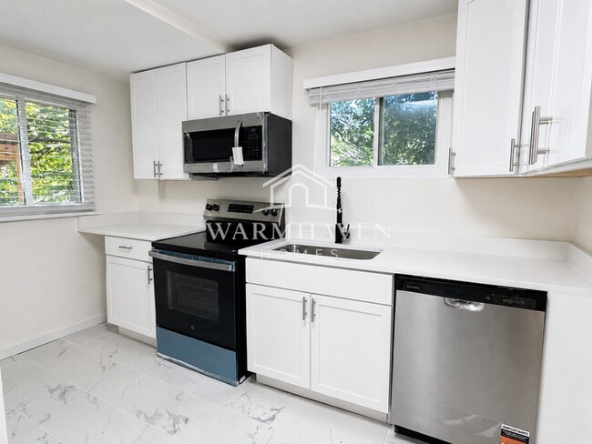 Building Photo - 1352 Diagonal Rd