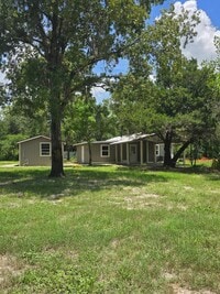 Building Photo - Beautiful 3/2 on Large Lot in Homosassa!!!