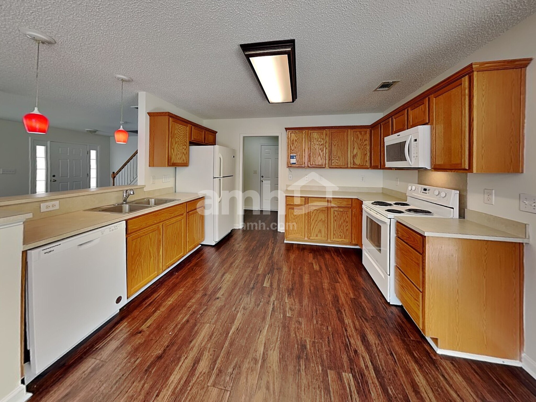 Building Photo - 155 Mott Rd