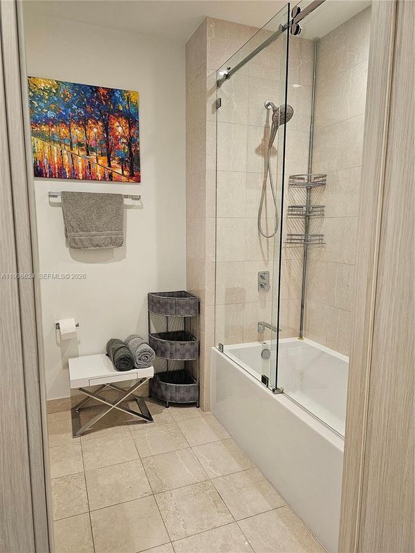 Building Photo - 1000 Brickell Plaza