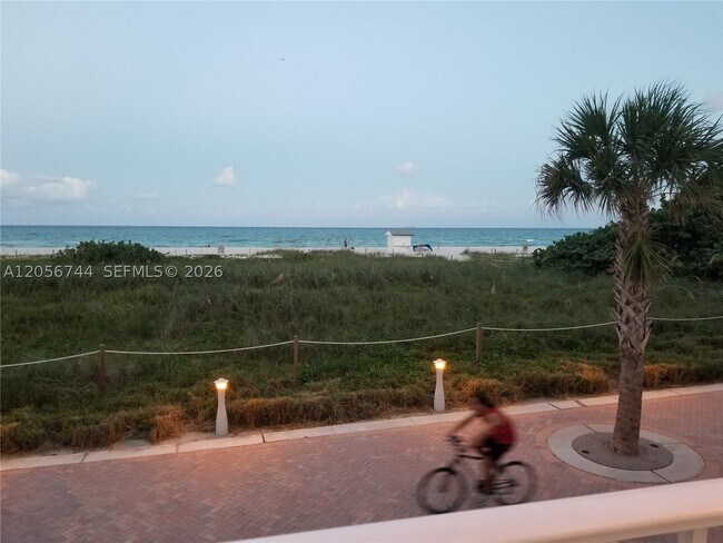 Building Photo - 5825 Collins Ave