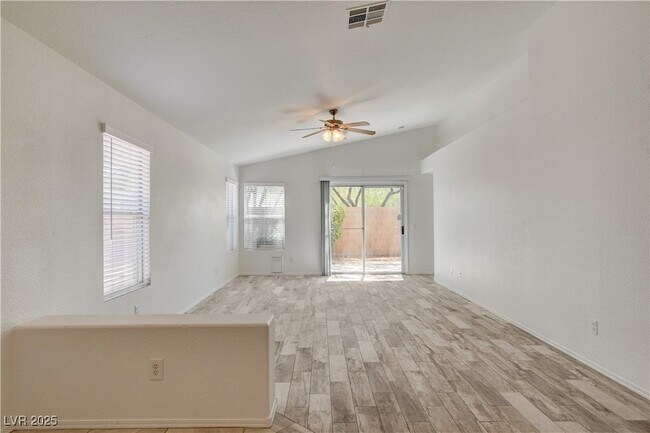 Building Photo - 11125 Gateview Ln