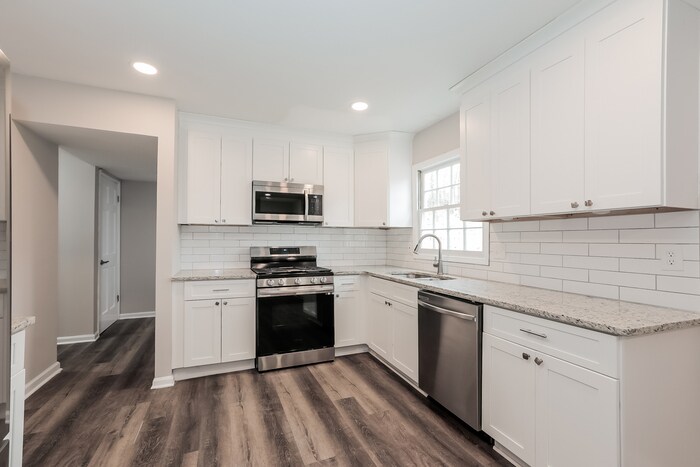 Building Photo - 6218 Sweetgum Trail