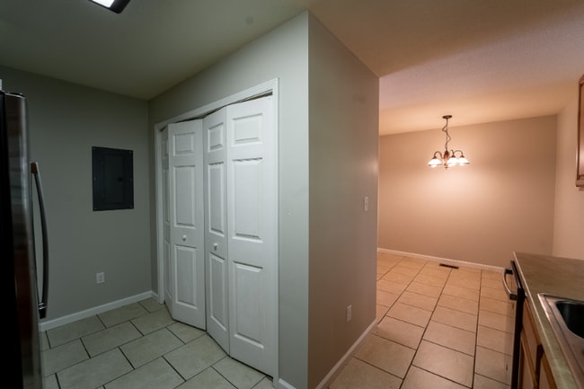 Building Photo - 97 Taylor Rae