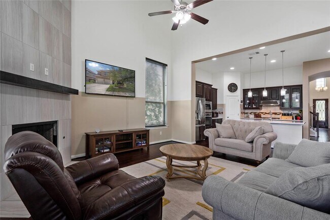 Building Photo - 400 Garner Park Dr