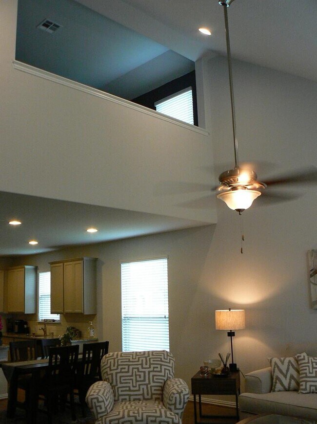 Building Photo - 5900 Bucine Cv