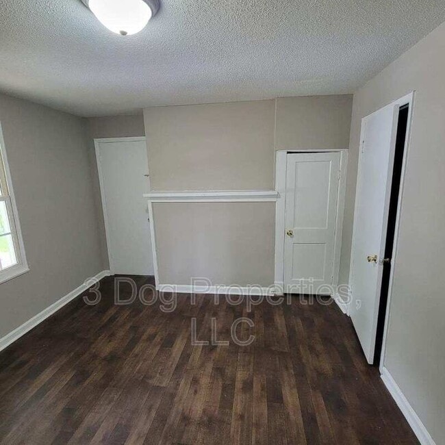 Building Photo - 1409 Bradt St