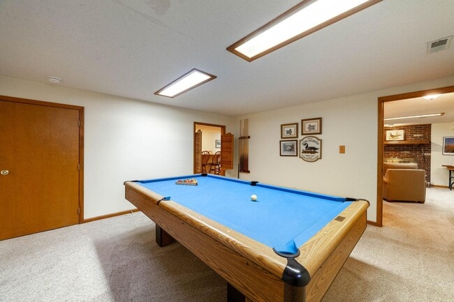 Building Photo - Single Family Home - Available For Rent!