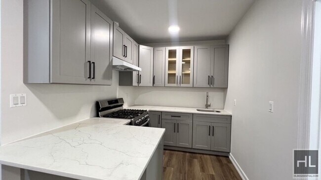 Building Photo - EAST 55th STREET