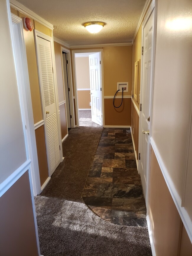 Building Photo - 3030-3012 12th Ave