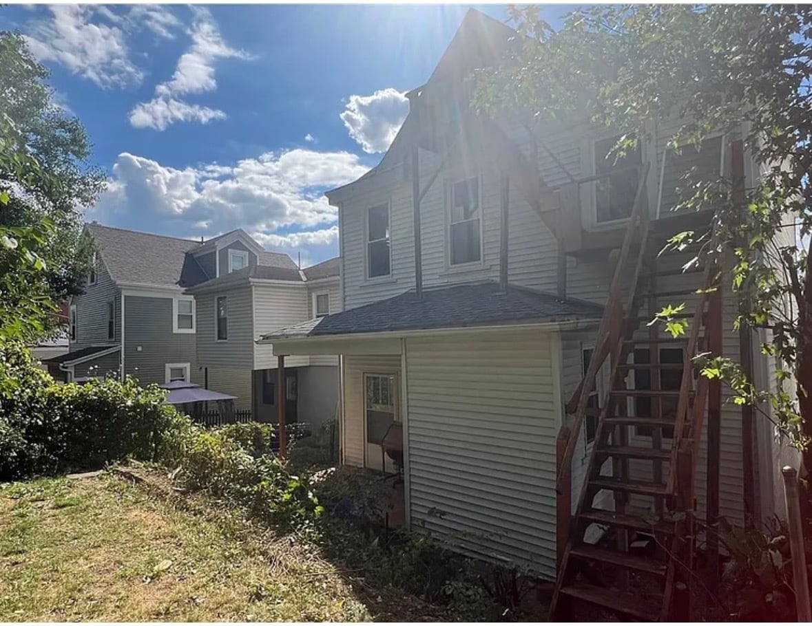 Building Photo - 1425 Methyl St